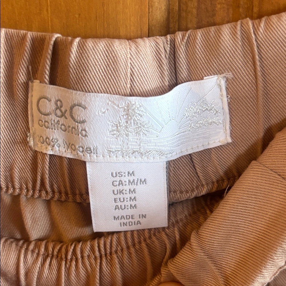 Woman’s Tan Casual Pants - Picture 4 of 7